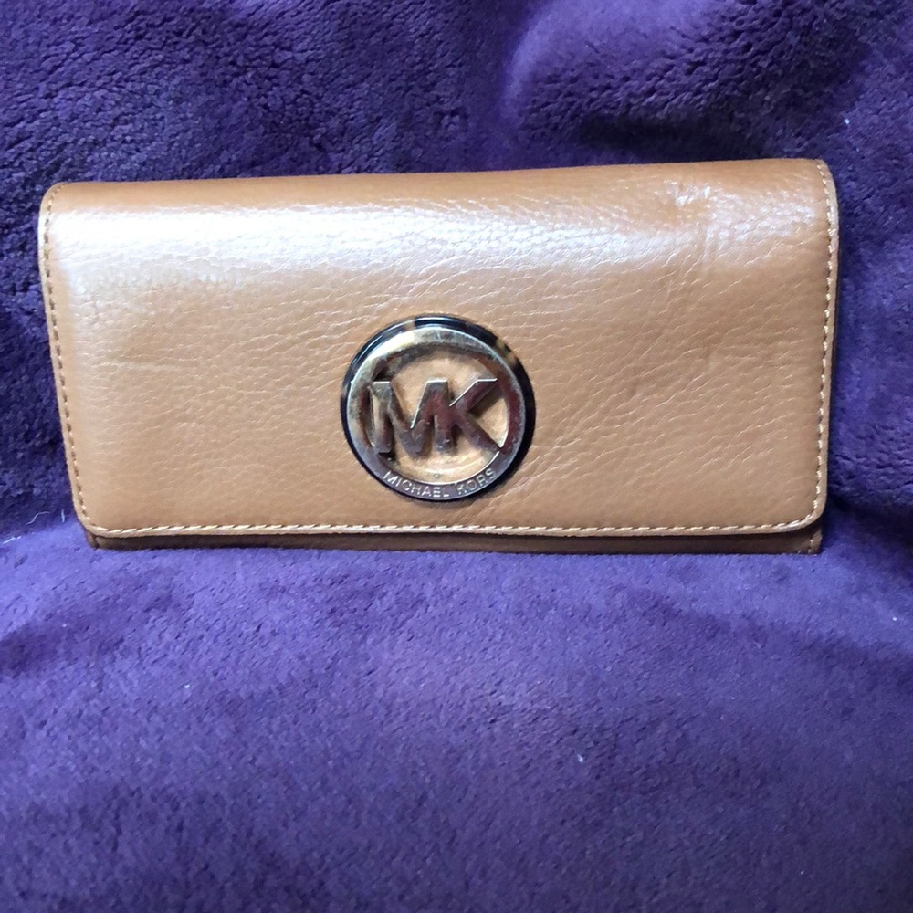Michael kors leather wallet